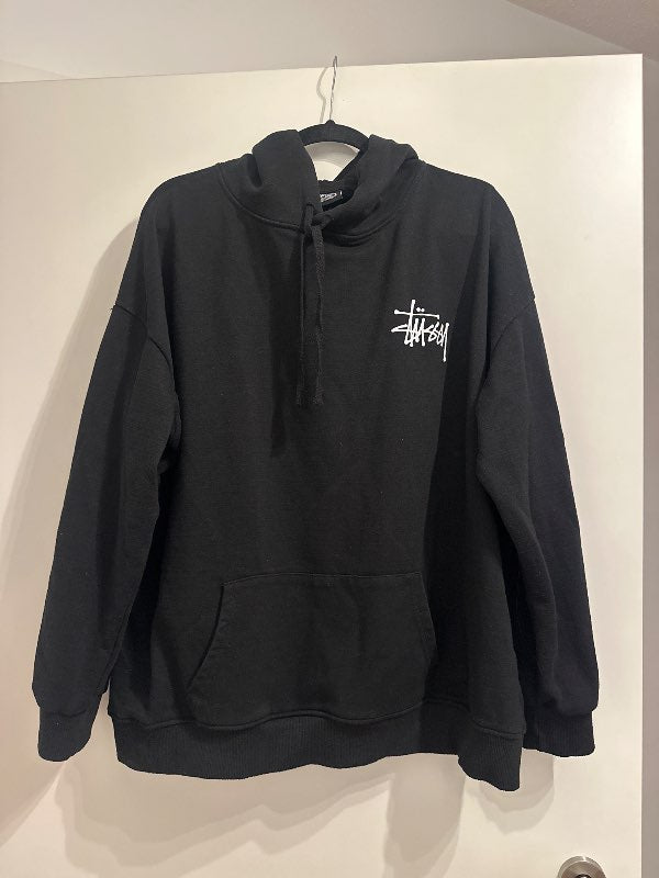 Stussy hettupeysa