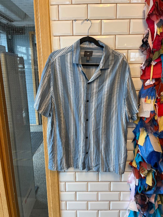 H&M röndótt herraskyrta