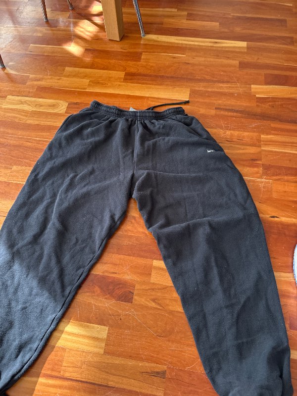 Svartar sweatpants