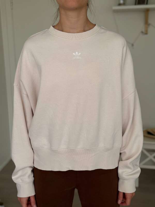 Adidas sweatshirt