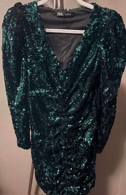 Zara Grænn glimmer kjóll